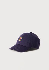 Неизбран, purple dynasty