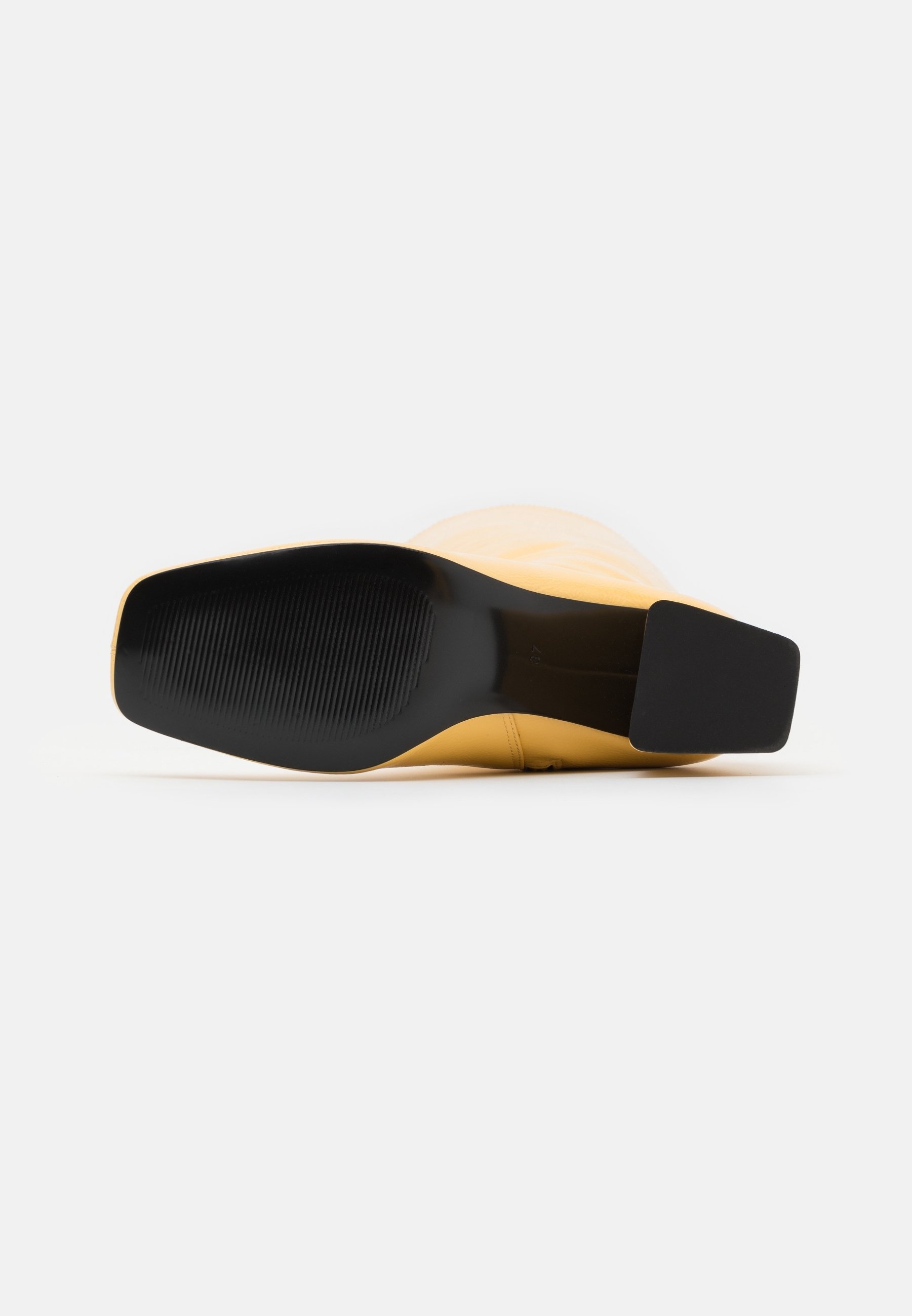 Monki Boots - yellow - (Pre-owned) - Zalando.ie