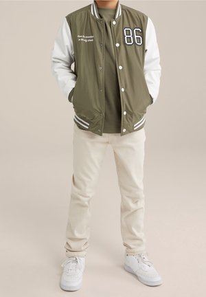 WE Fashion, Jeans Straight Leg - beige