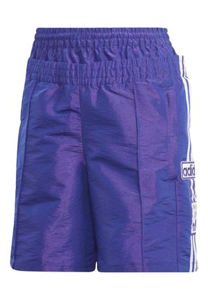 Paarse sportbroekjes met elastische tailleband, zijzakken, witte verticale strepen en een Adidas-logopatch op het rechterbeen.
