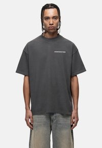 T-Shirt print - grey