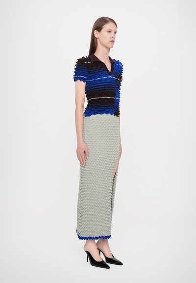 Chet Lo SPIKEY GRADIENT - Tricou cu imprimeu - electric blue/brown/mint