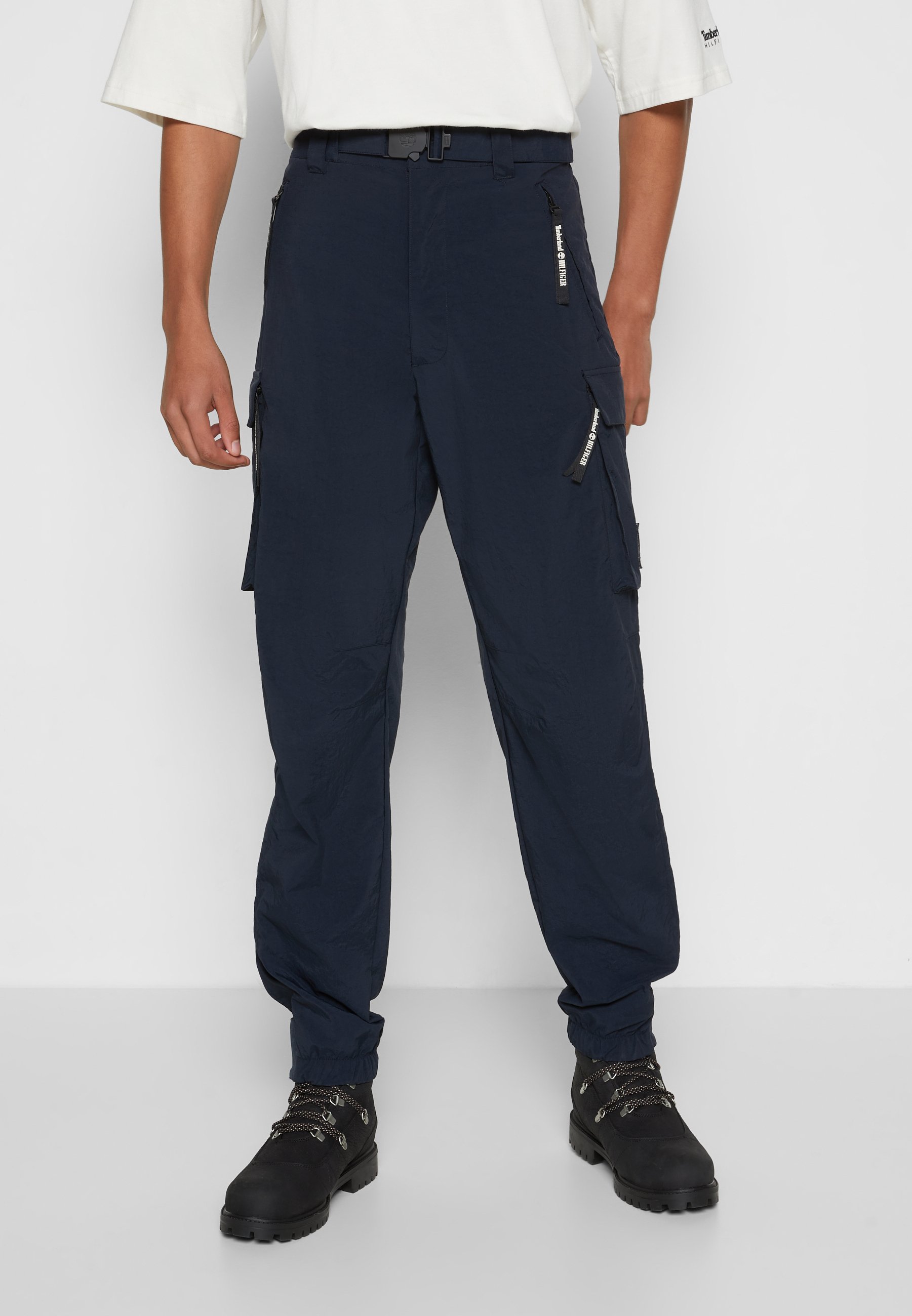 Tommy Hilfiger TOMMY HILFIGER X TIMBERLAND PANT UNISEX - Cargohose - desert  sky/dunkelblau - Zalando.de