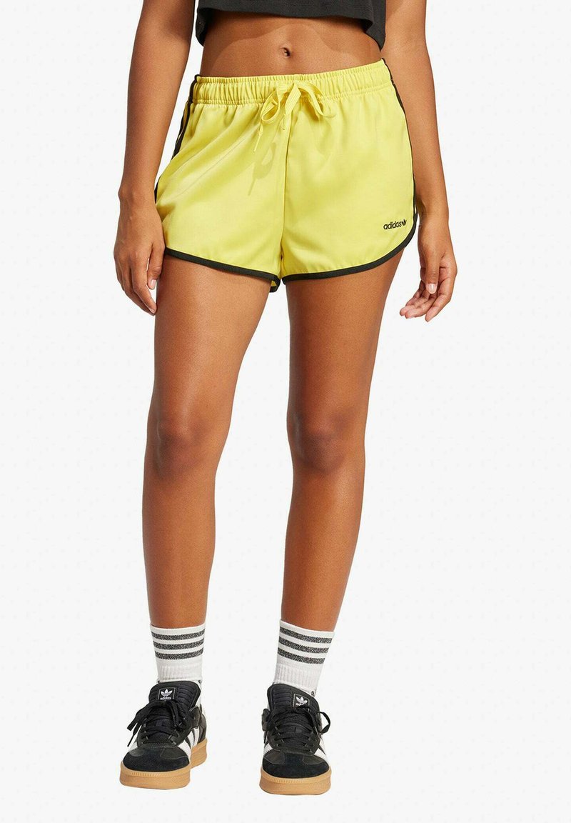 adidas Originals Shorts geel adidas Originals Shorts geel