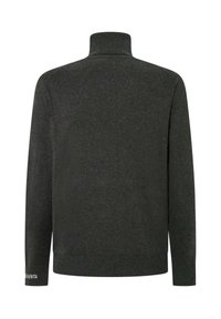 Pullover grigio scuro con collo alto, maniche lunghe e un motivo a maglia testurizzato. Dettaglio del logo sulla manica sinistra.