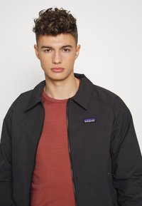 icebreaker MEN CREWE - Camisola de manga comprida - grape