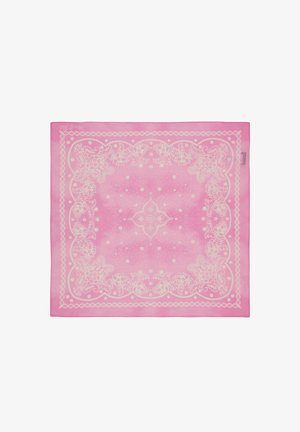 Roze vierkante sjaal met witte bloemige paisley patronen en centraal diamantvormig ontwerp op een effen roze achtergrond.