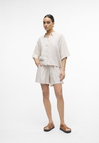 Vero Moda VMLINN NOOS - Šortky - moonbeam