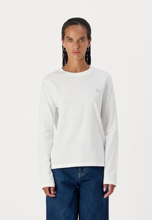 REGULAR LONG SLEEVED - Pikkade varrukatega topp - bright white