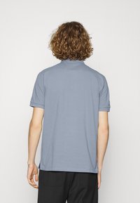 HUGO DERESO - Polo - bright blue