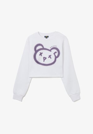 Felpa bianca a manica lunga con un grafiche di un orso viola con un volto stilizzato e la scritta "Punta alle stelle" stampata sopra.