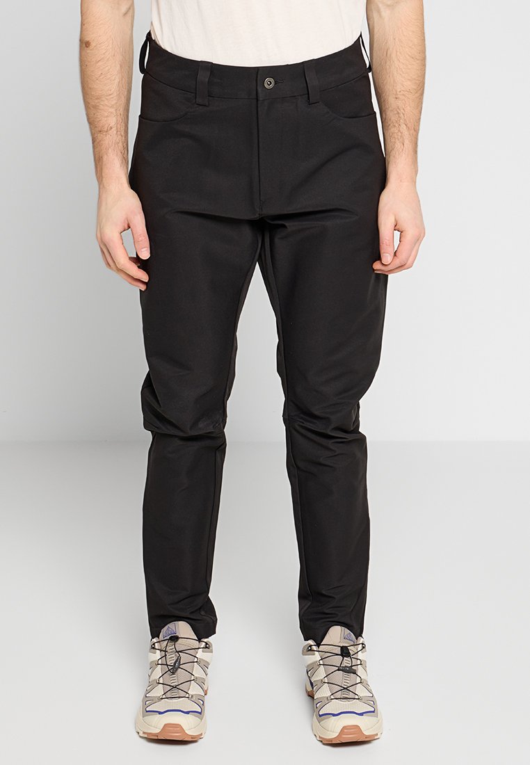 Pantalones montañeros largos