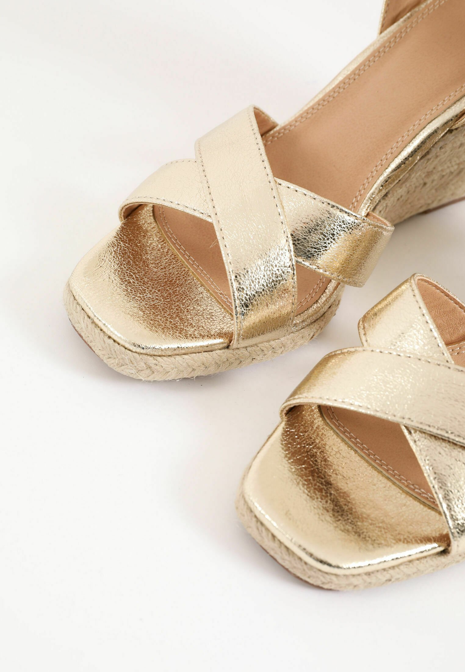 Pimkie KEILSANDALEN AUS STROH - Sandalias con plataforma - gold/beige -  Zalando.es