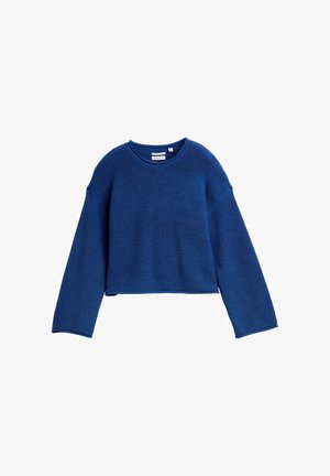 Maglione blu a costine con scollatura rotonda, spalle cadenti e maniche lunghe. Lunghezza cropped con una finitura in tessuto texturizzato.