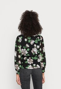 Object MILA V-NECK - Blusa - black