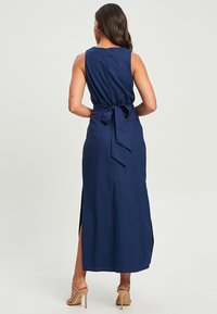 TUSSAH SIANDRA - Maxi šaty - navy blue