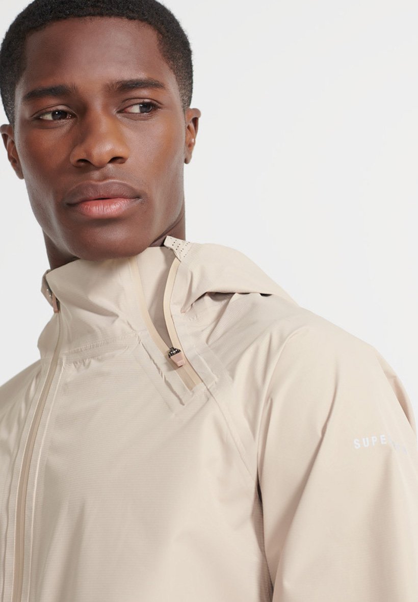 Superdry SPORT TRAINING ASYMMETRIC 