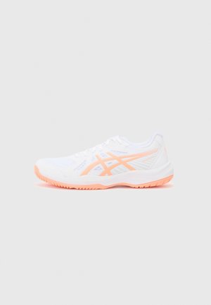UPCOURT 6 - Lentopallokengät - white/vivid coral