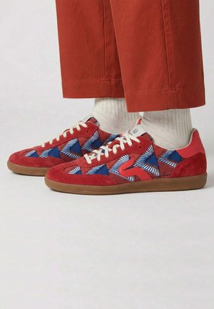 Panafrica, SAHARA - Baskets basses - brick red