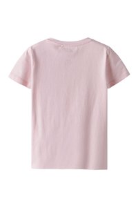 T-shirt rose à manches courtes en coton doux, avec un col rond et un design uni sans motifs ni embellissements.