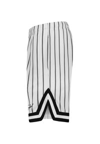 White basketball shorts with black vertical stripes, featuring a black waistband and curved hem accents. Made of breathable fabric.