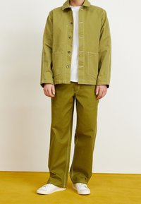 Nike Sportswear Trousers - olive
