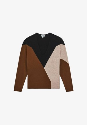 V-neck sweater with long sleeves featuring a geometric color block design in black, brown, and beige. Made of a soft texture.