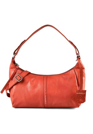 Sac à bandoulière compact en cuir orange brûlé avec bandoulière réglable, fermeture éclair, étiquette de la marque Burkely et texture lisse.