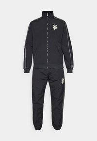 Selected, black