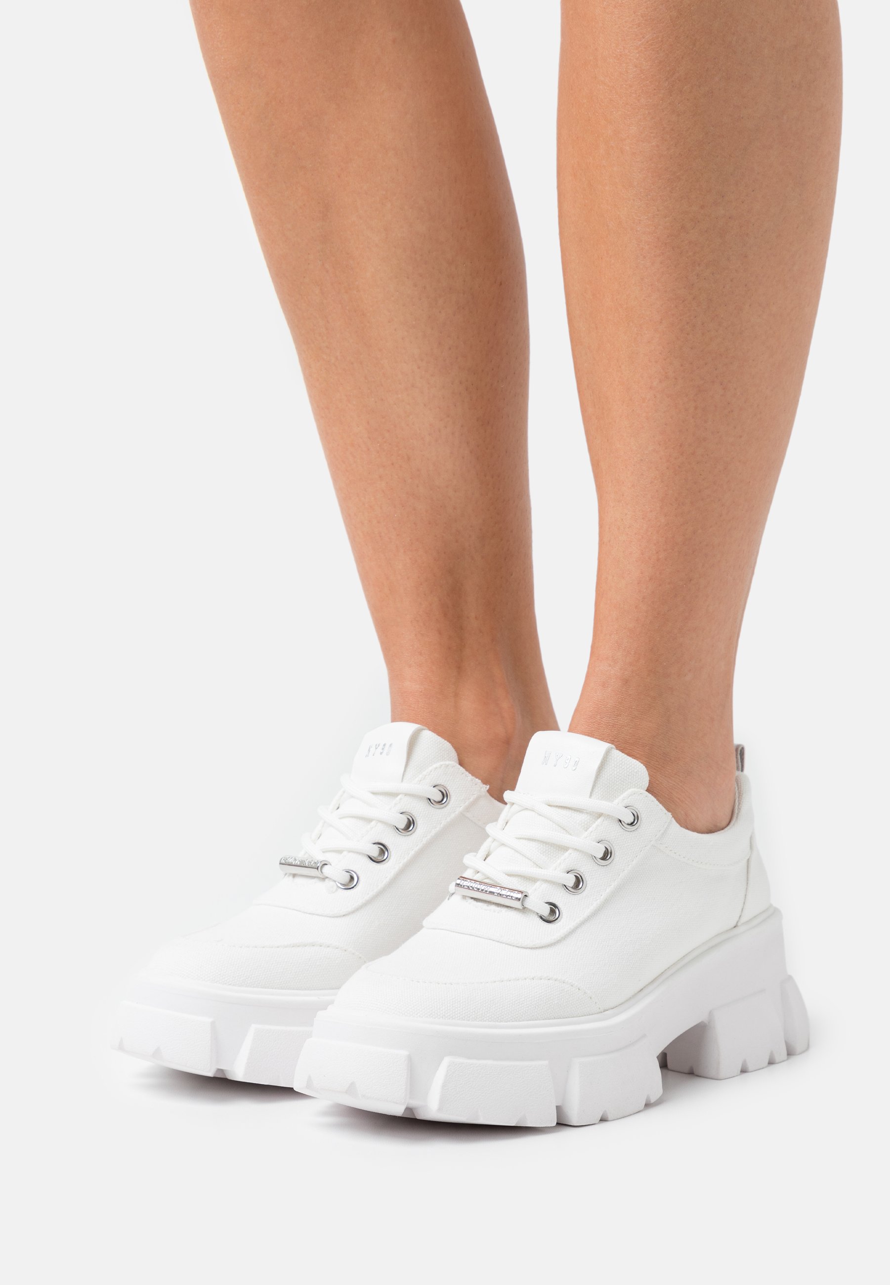 steve madden white western booties