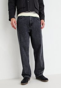 Edwin MATRIX PANT - Vaqueros boyfriend - black/matt wash