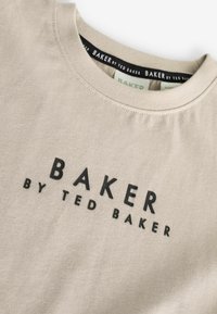 Baker by Ted Baker JOGGER SET- REGULAR FIT - Dresside alumine osa - neutral