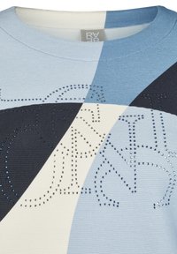 Leichtes Hemd mit einem geometrischen Farbblockdesign in Blau, Weiß und Marineblau. Akzentuiert mit Kristallverzierungen. Strukturiertes Gewebe.