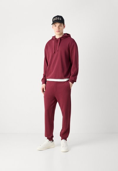HUGO TRACKSUIT_DAPODAYOTE - Survêtement - dark pink