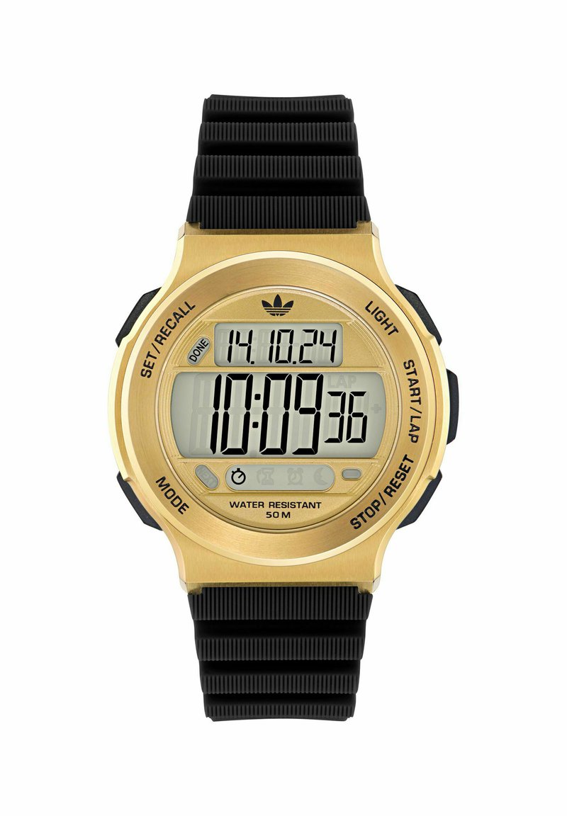 Reloj digital con una esfera ovalada de tono dorado, correa de goma negra y pantalla grande. Cuenta con botones para la luz, el modo y las funciones de cronometraje. Resistente al agua hasta 50 m.