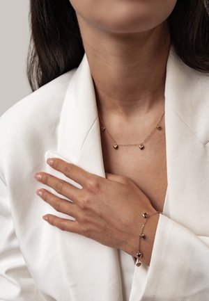 Hey Happiness, MULTIPLE HEART SET - Collana - gold