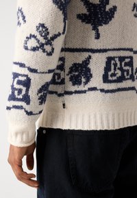 Scotch & Soda EXTRA DROPPED SHOULDER - Πουλόβερ - eggnog