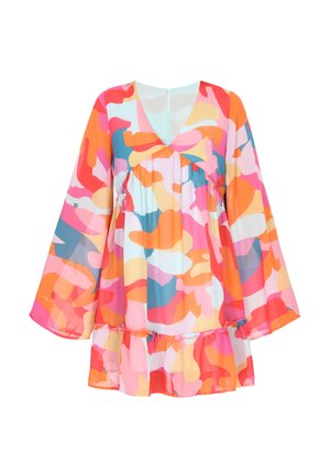 Barevné tunikové šaty s abstraktním květinovým vzorem v růžových, oranžových a modrých odstínech. Mají dlouhé zvonové rukávy a volánkový lem.
