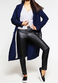 FTC Cashmere Neule - grey