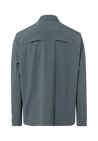 Camicetta grigia a maniche lunghe con una texture liscia, colletto button-down e un dettaglio a yoke sul retro. Presenta polsini su misura e una vestibilità rilassata.