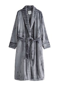 Grijze pluche badjas met verticale strepen, sjaalkraag en bijpassende ceintuur. Zachte textuur met een gezellige uitstraling.