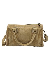 Sac à main en suede beige avec deux poignées courtes, une bandoulière ajustable et des poches avant. Équipé de quincaillerie dorée et d'une fermeture éclair.