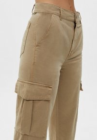 PULL&BEAR Cargobukser - beige