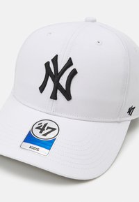 '47 NEW YORK YANKEES RAISED UNISEX  - Cappellino - white