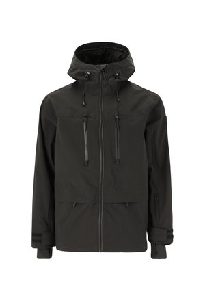 Zwarte waterdichte jas met capuchon, voorrits, twee verticale ritszakken op de borst en verstelbare mouwbanden.