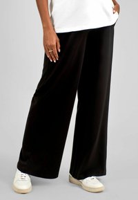 MATERNITY WIDE LEG - Auduma bikses - black