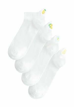 Patru perechi de șosete albe până la gleznă, fiecare având mici modele brodate cu fructe citrice pe călcâi.
