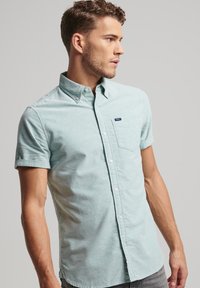 Superdry & Co OXFORD SHORT SLEEVE - Camisa - sage green