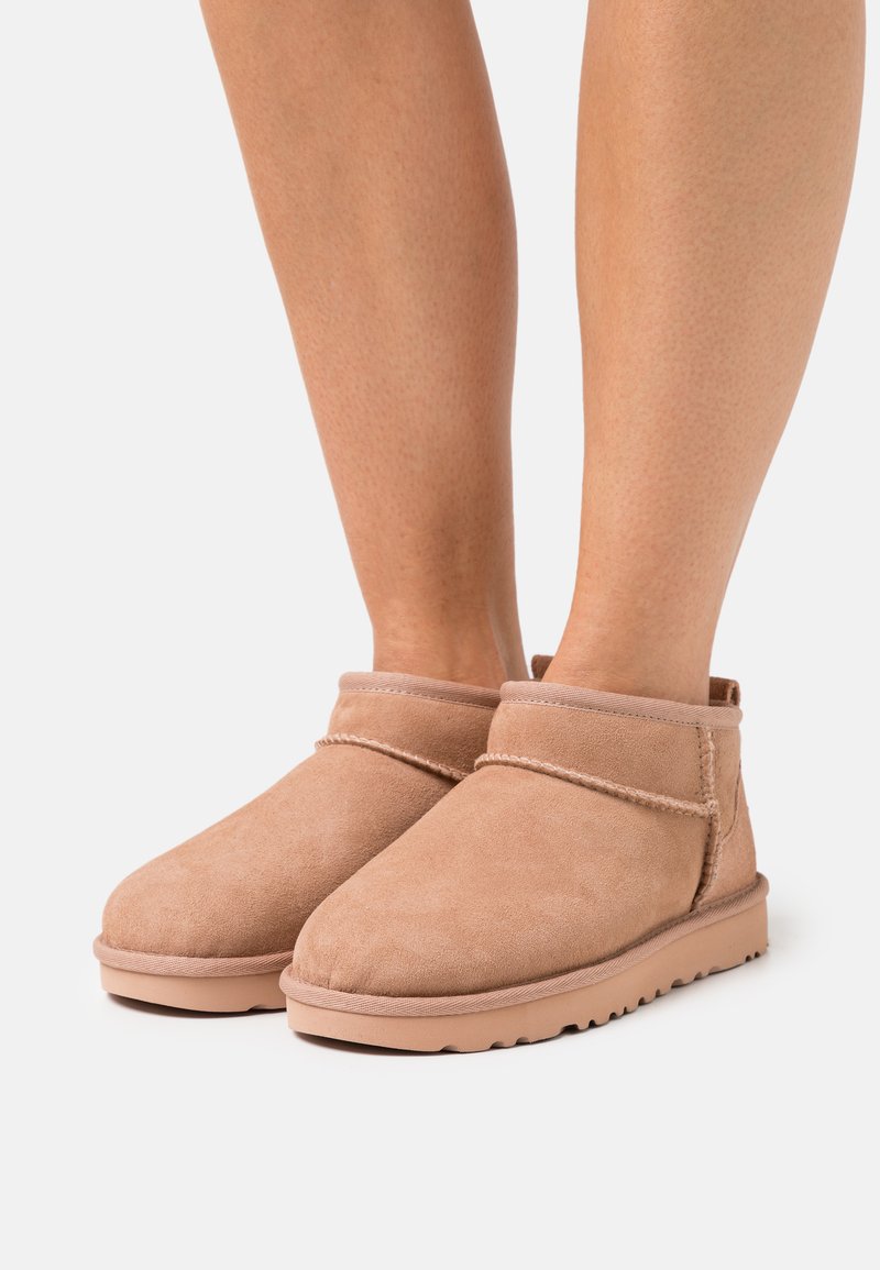 UGG CLASSIC ULTRA MINI - Botas de inverno - arroya