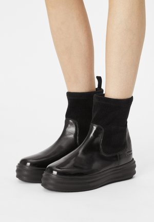 Melvin & Hamilton Stiefelette - black